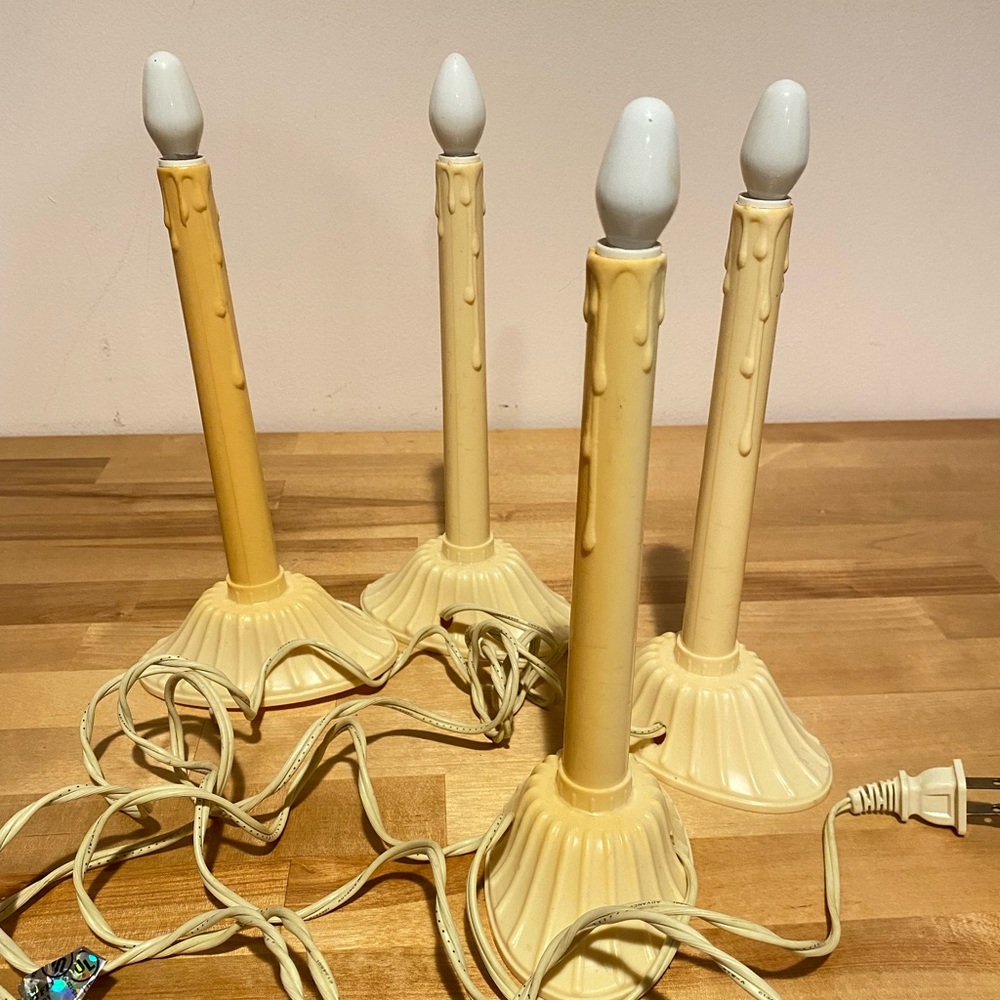 Set of 4 Vintage Electric Single Candelabra Candle Window Lights Seasonal Decor